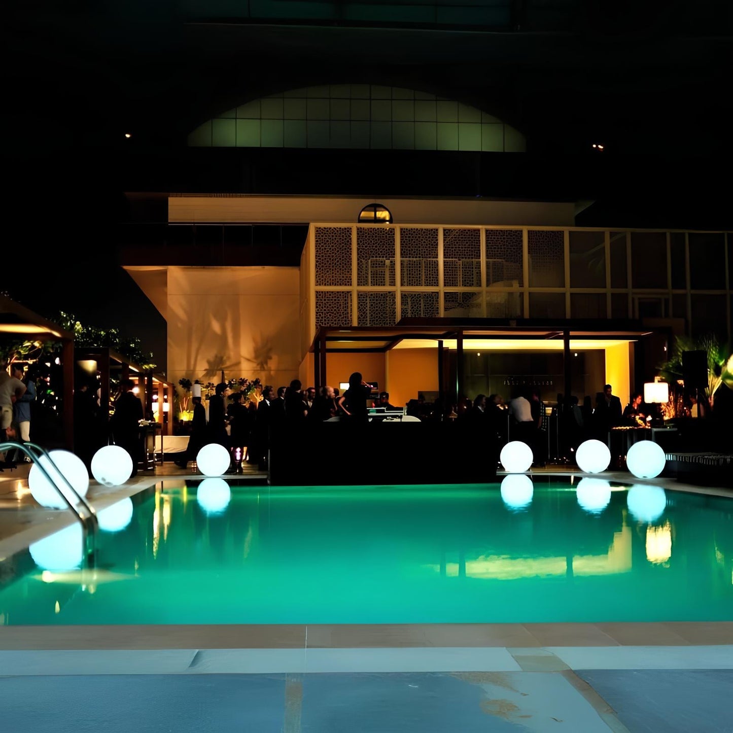 Designer garden ball lamp