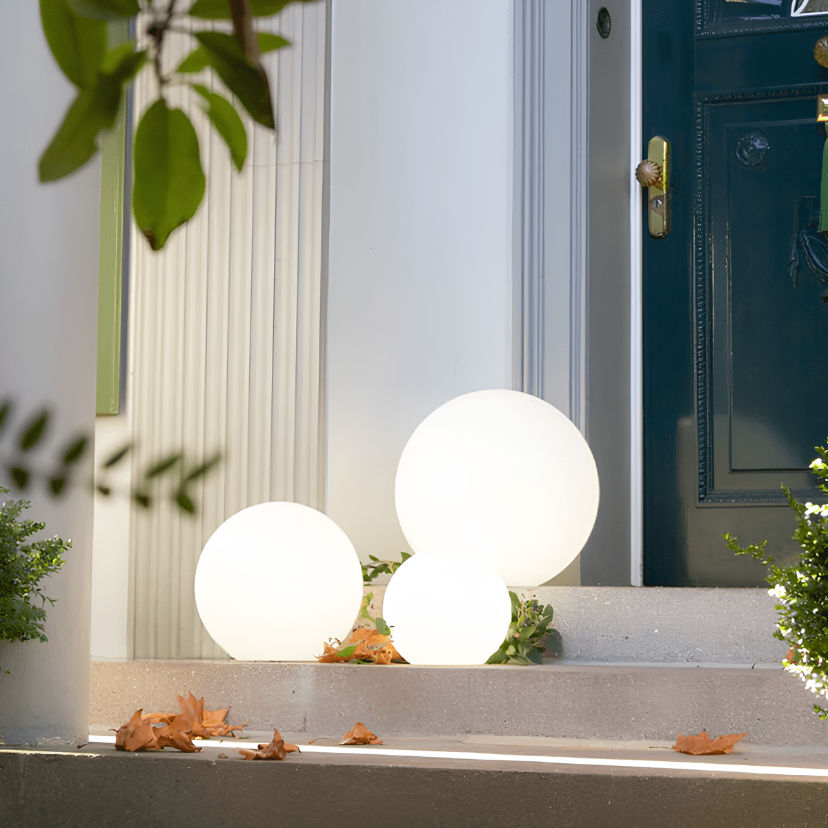 Designer garden ball lamp