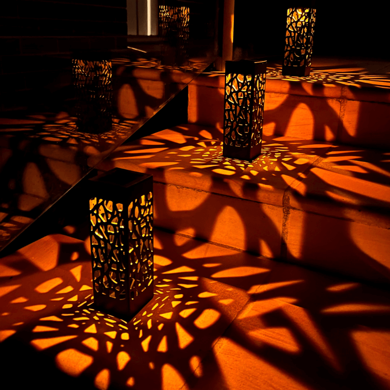 Outdoor solar lights