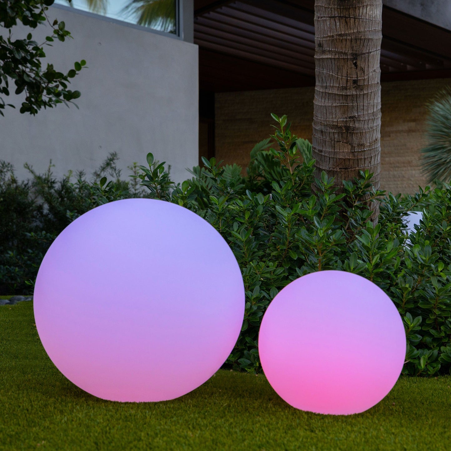 Designer garden ball lamp