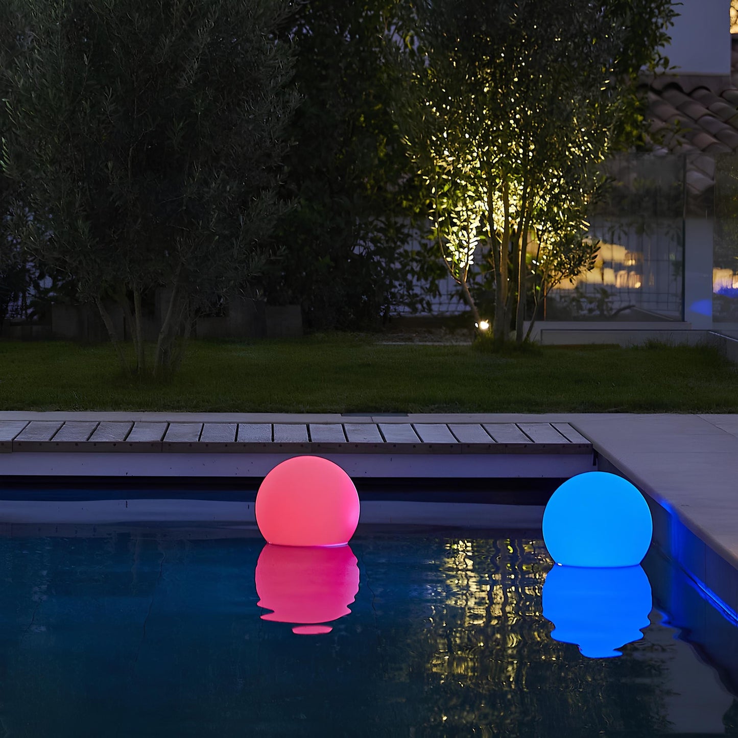 Designer garden ball lamp